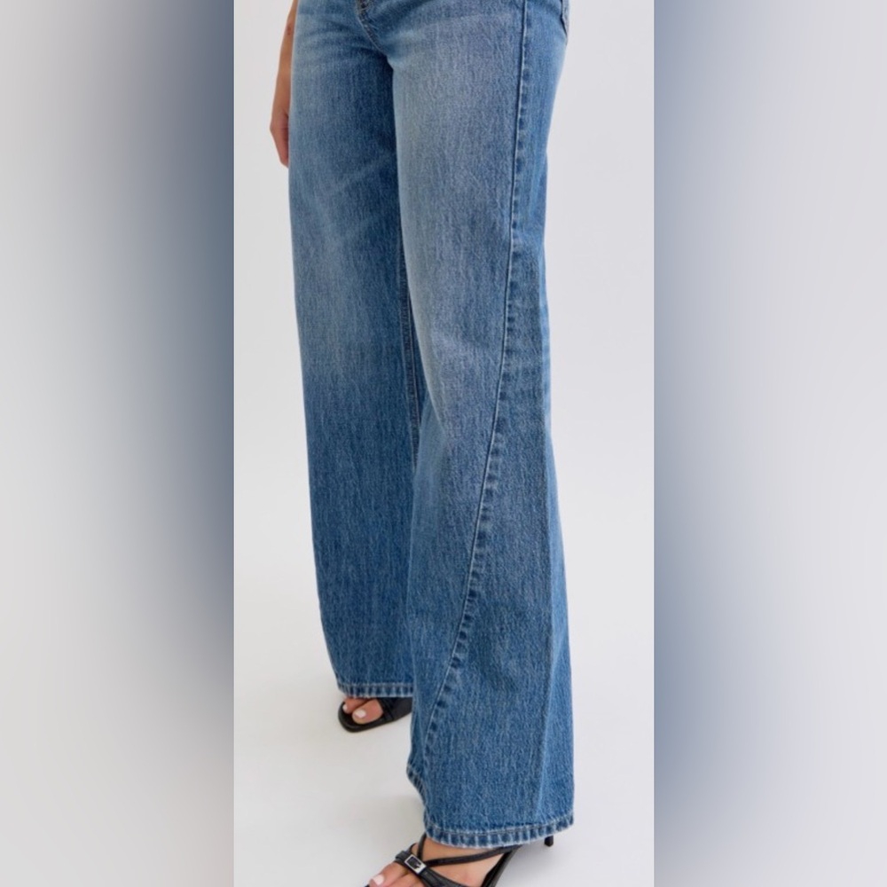 Cello High rise wide leg curb side  seem Classic Blue Women's Jeans - Picture 4 of 6